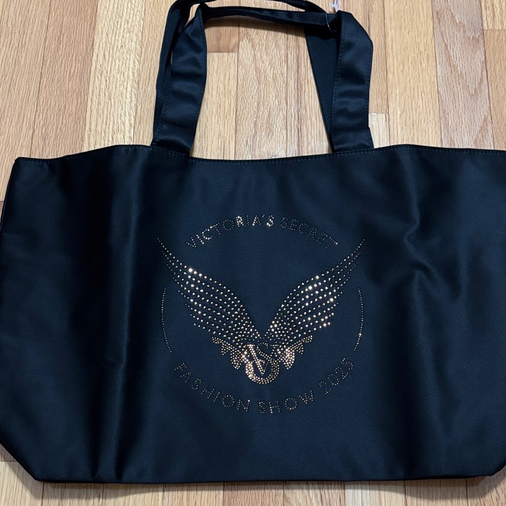 NWT Victoria's Secret Black and Gold Fashion Show Tote